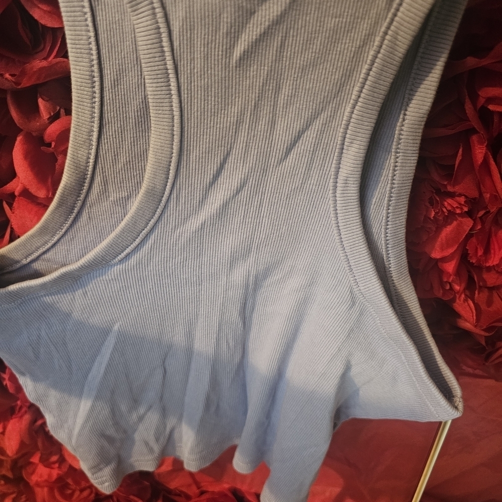 H&M NWT Divided Lavender Ribbed Crop Tank Top Suze Medium - Picture 4 of 5